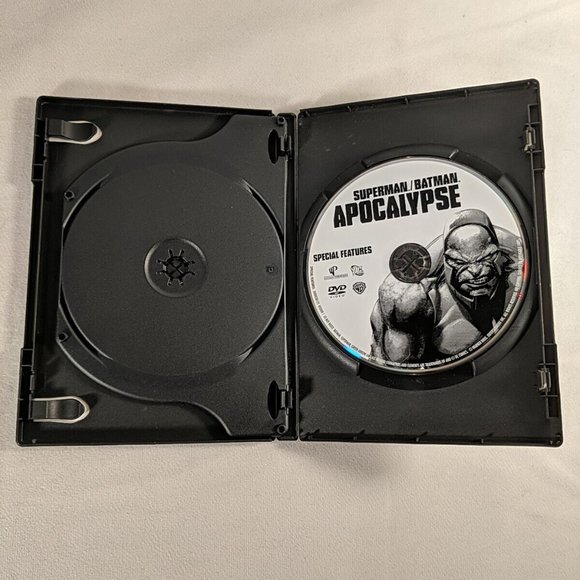 DC Universe Lot of 2 DVD: Superman / Batman Apocalypse + Public Enemies - Picture 10 of 13